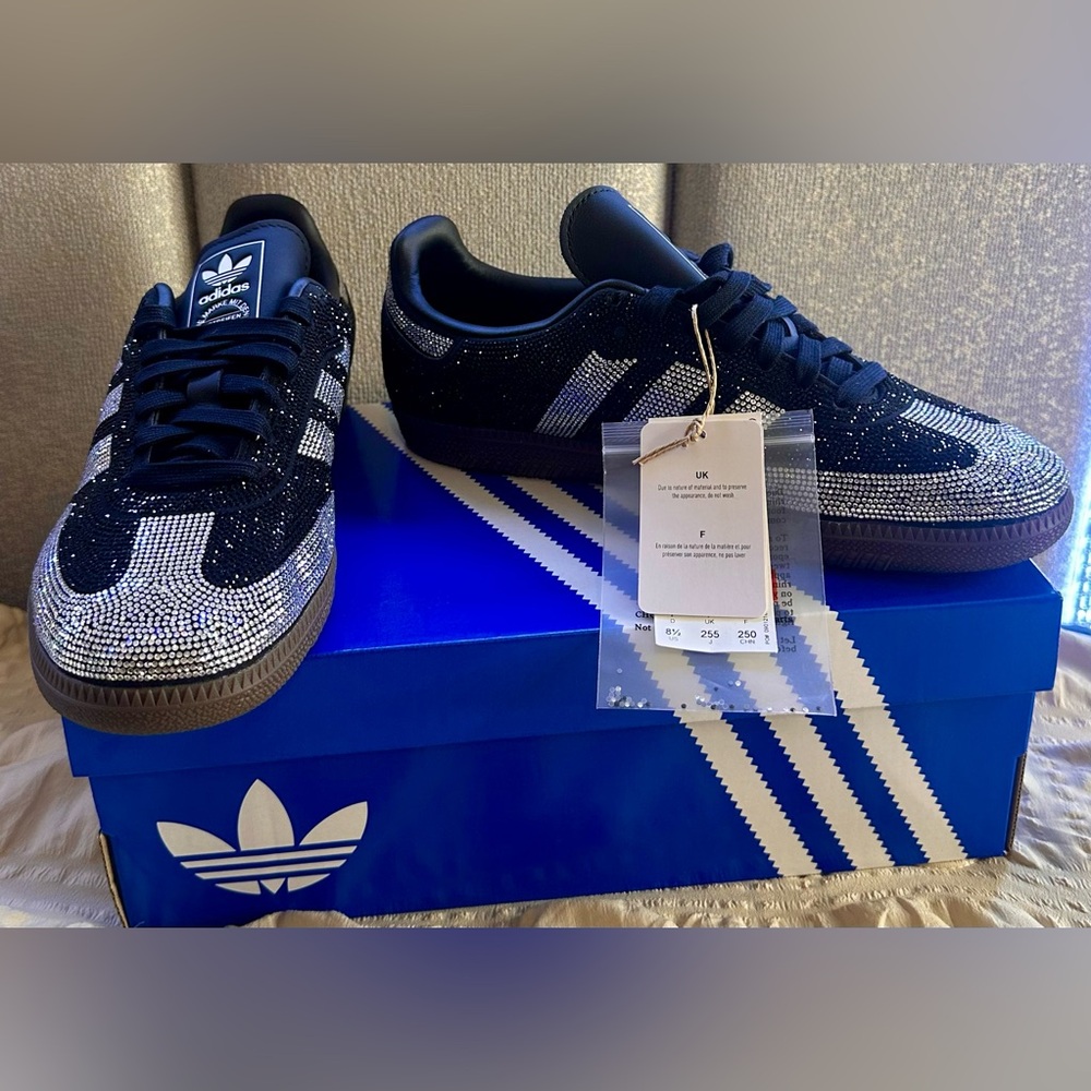 adidas Crystal-Embellished Low-Top Sneakers - Black & Silver - Picture 4 of 7